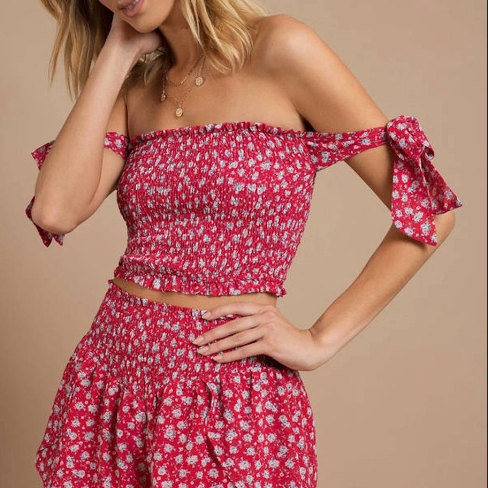 Tobi Into You Red Multi Smocked Crop Top Tie Sleeves